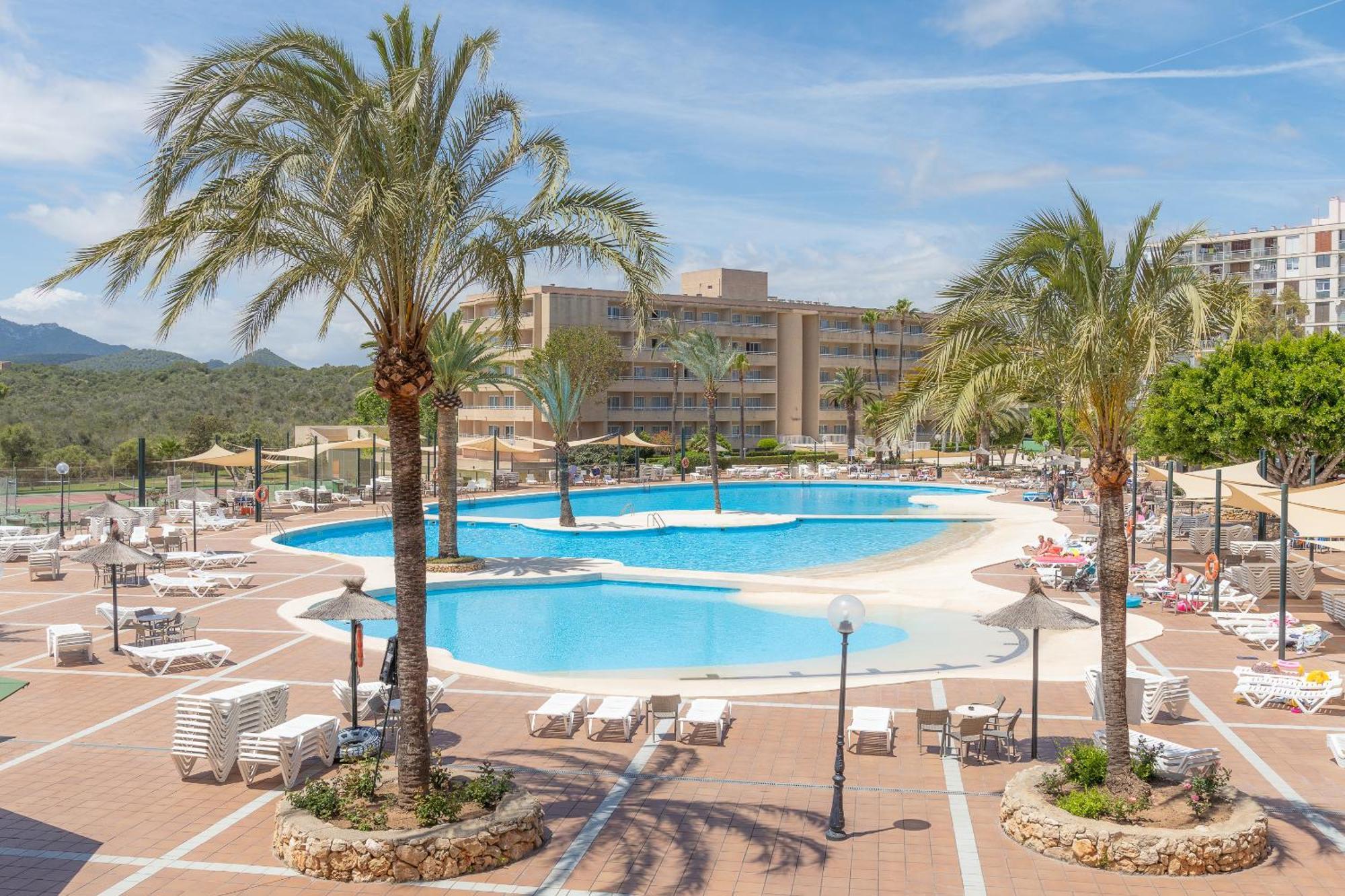 Hotel Club Cala Romani Calas de Mallorca Exterior photo