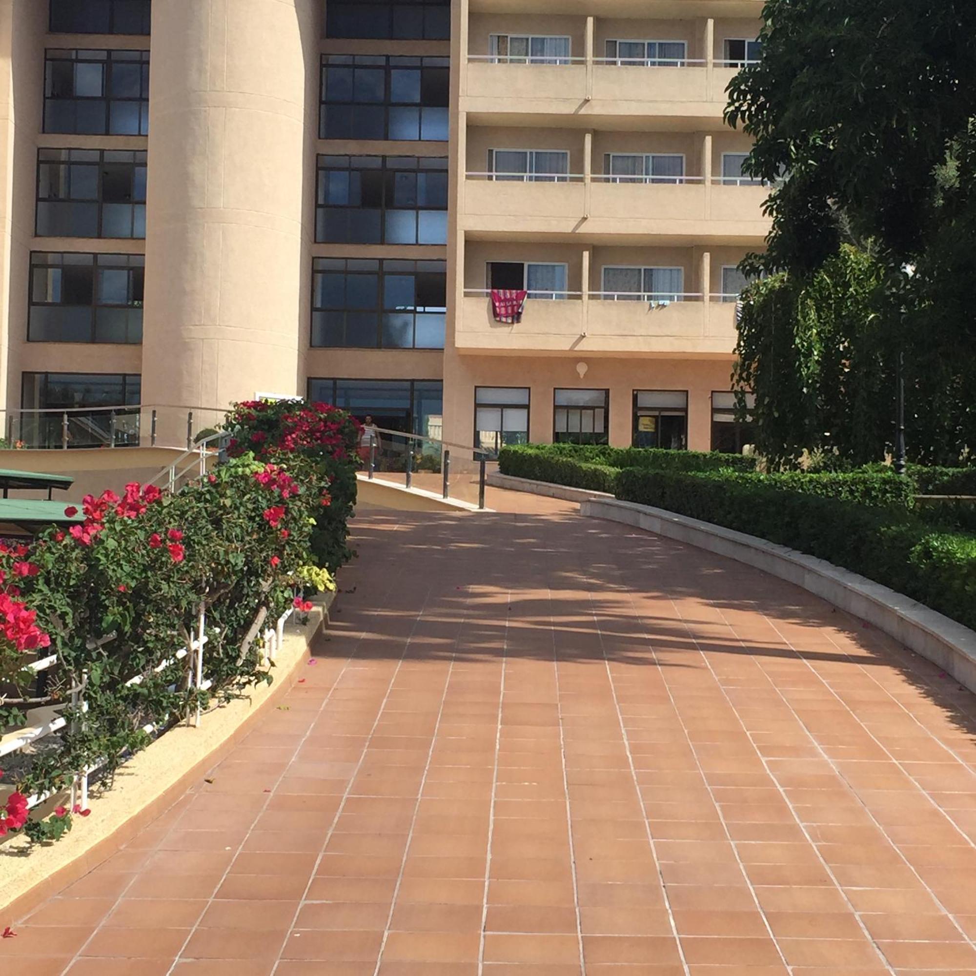 Hotel Club Cala Romani Calas de Mallorca Exterior photo